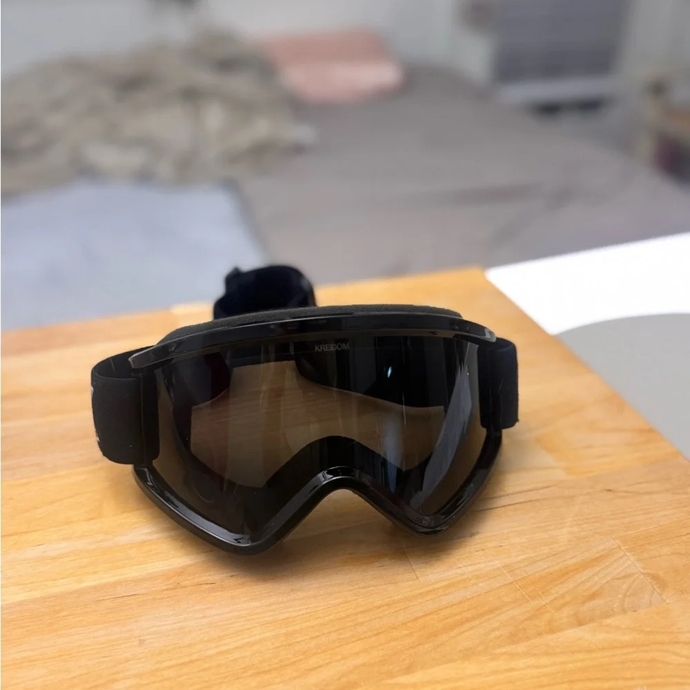 Kreedom Goggles – See the World Clearly, Ride in Style